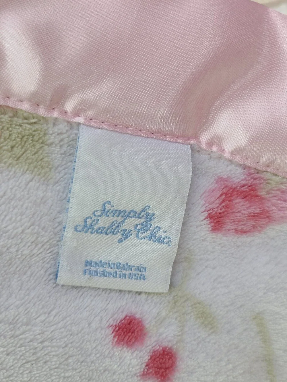 GUC Simply Shabby Chic Rachel Ashwell Plush Queen Blanket